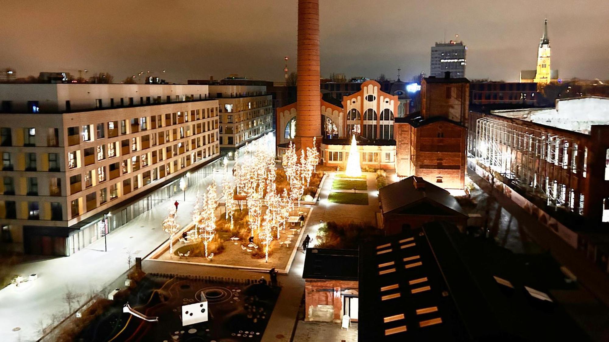 Fuzja Sen Fabrykanta - Darmowy Parking Lodz  Luaran gambar