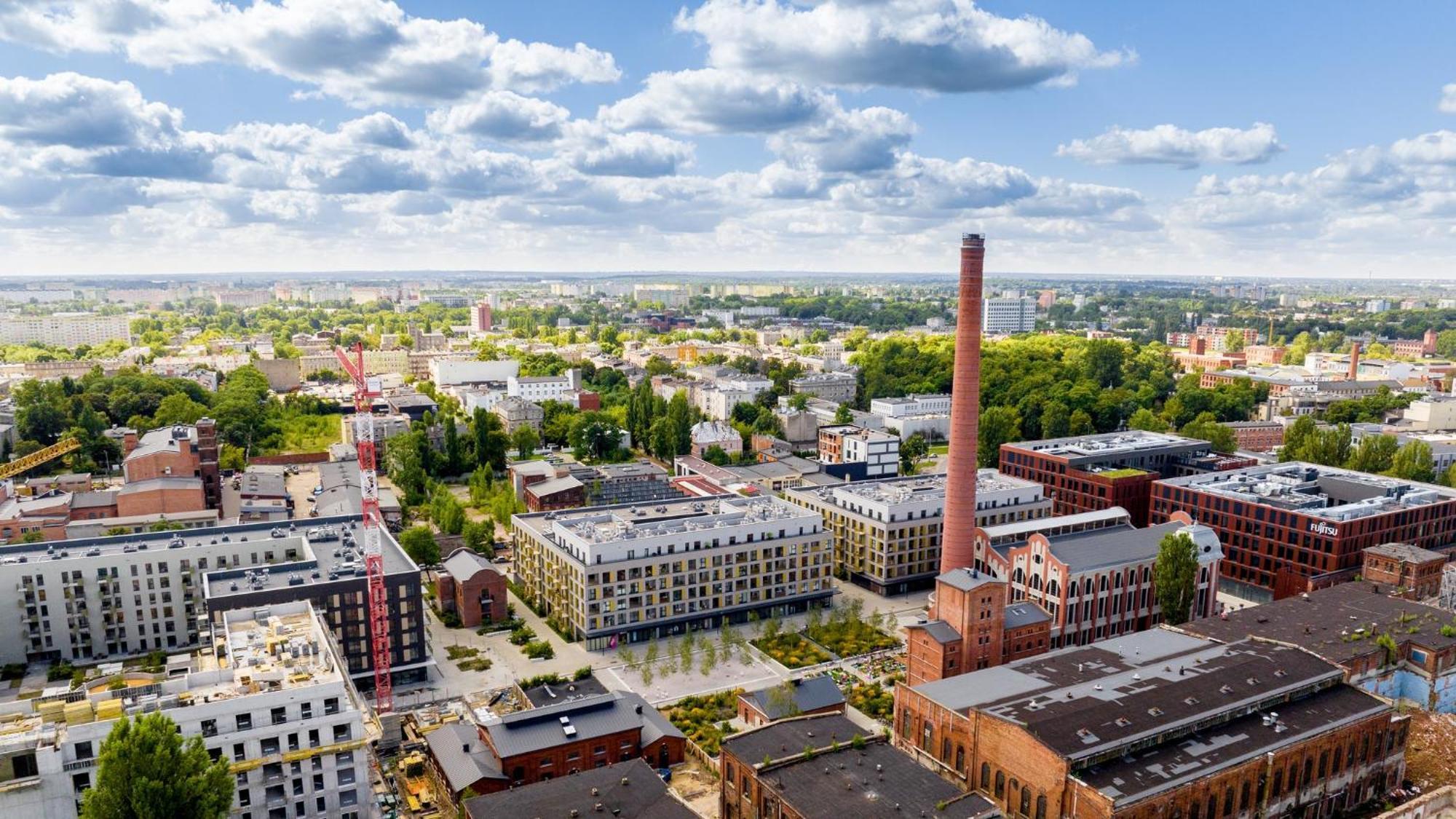 Fuzja Sen Fabrykanta - Darmowy Parking Lodz  Luaran gambar